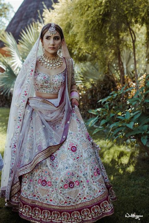 wedding lehenga in chandni chowk.